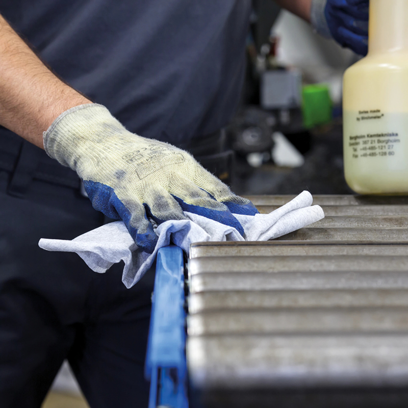 Tork® Industrial Centrefeed Advanced Paper Wiper, 4-Ply, Blue, 190 Sheets/Roll, 4 Rolls/Case