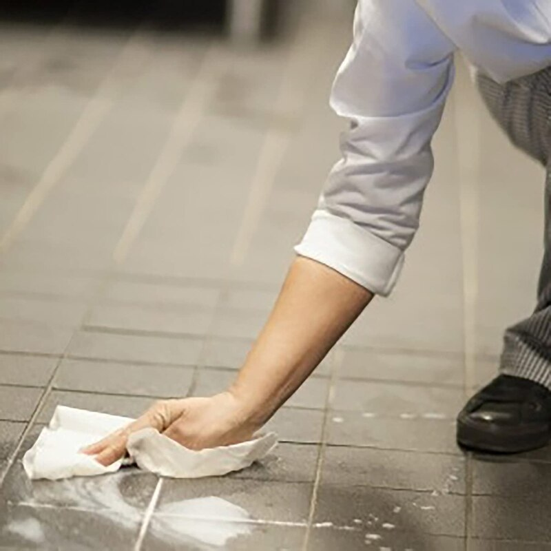 Tork Roll Towel 2 ply 84 sheets/roll, 30 rolls/case